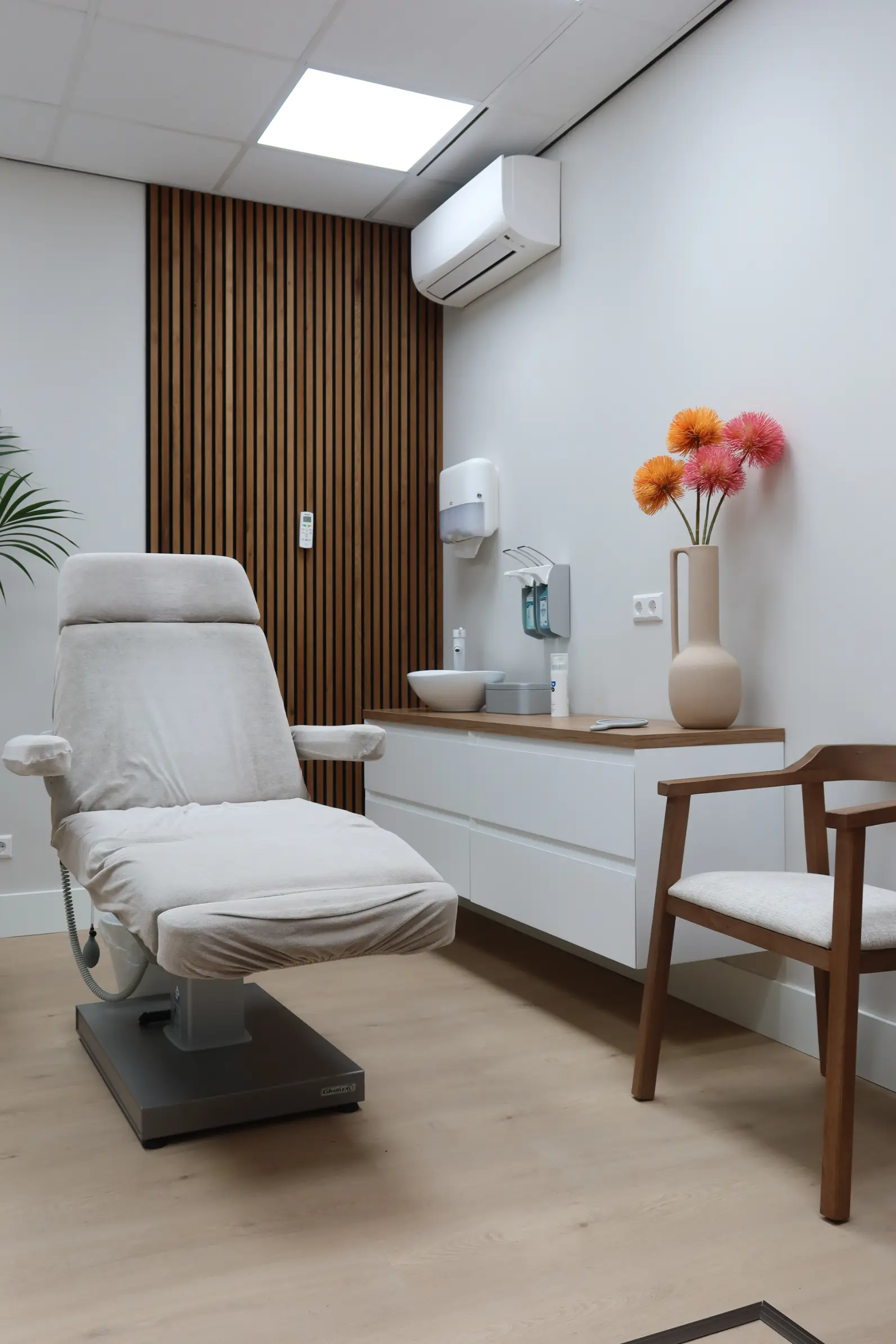 Cosmetische behandeling bij Finezza Esthetiek in Papendrecht, Maassluis, Maasland en Den Haag.